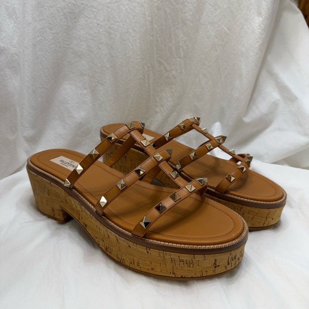 Valentino Garavani Tan Studded Platform Sandals